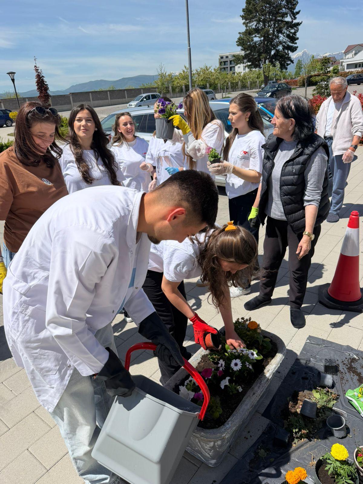 Aktivitete praktike të studentëve të Shëndetit Publik