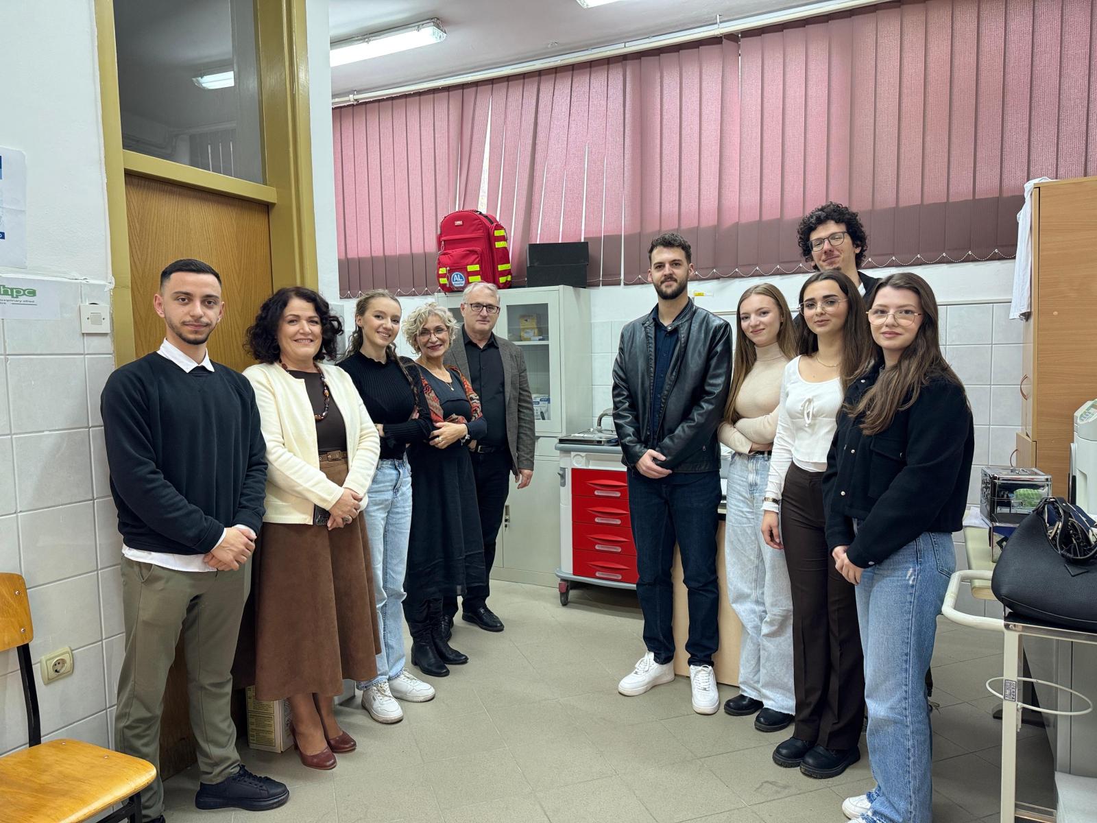 Në kuadër të Javës së Diabetit, sot në Qendrën e Shputës Diabetike në Fakultetin e Mjekësisë filloi trajnimi i studentëve të këtij fakulteti për shputën diabetike