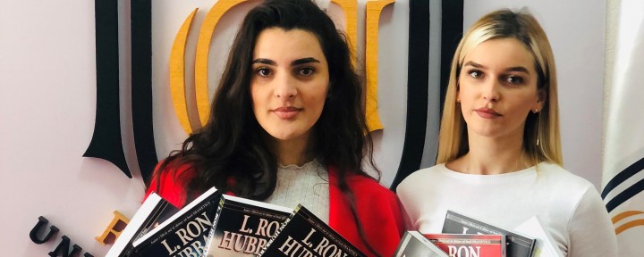 Arritën librat nga New Era Publication International